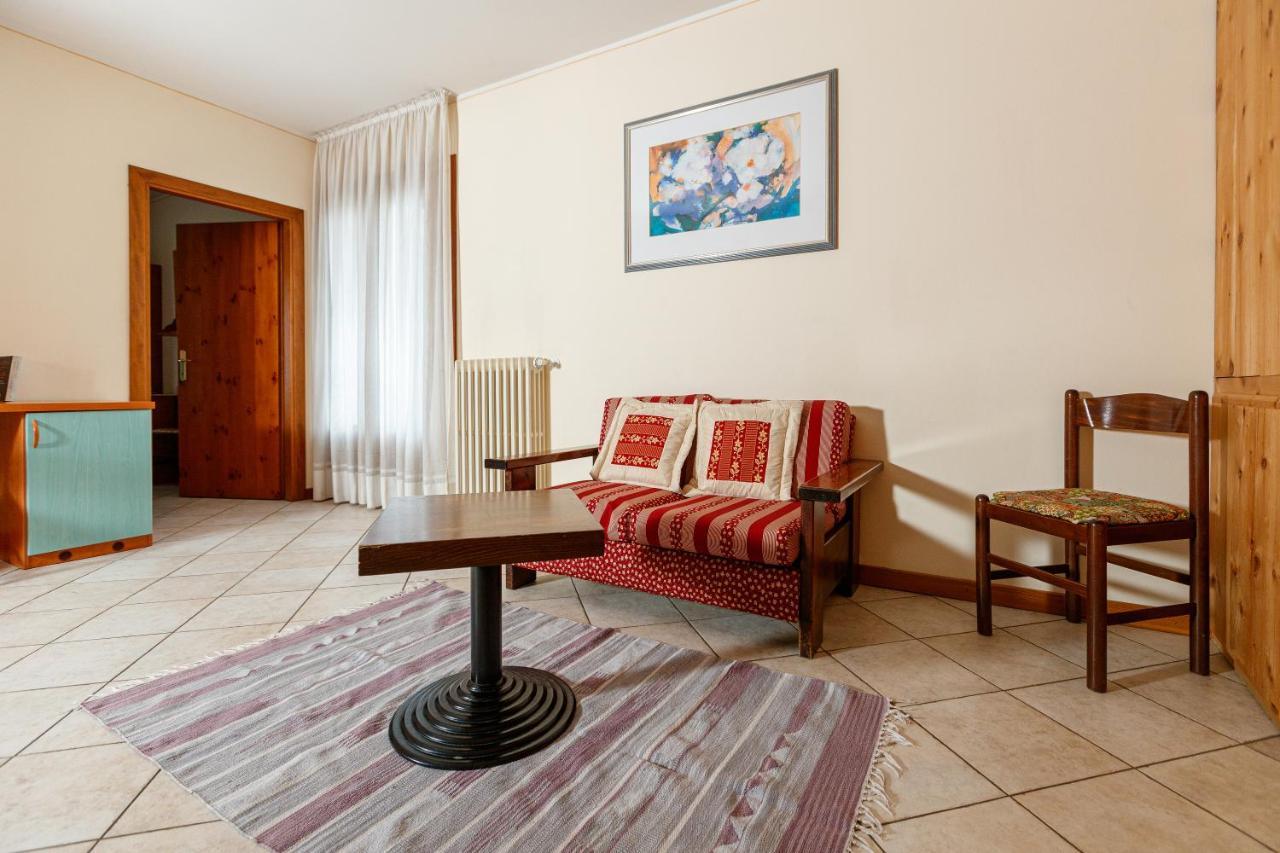 Hotel Villa Rina Bormio Exteriör bild