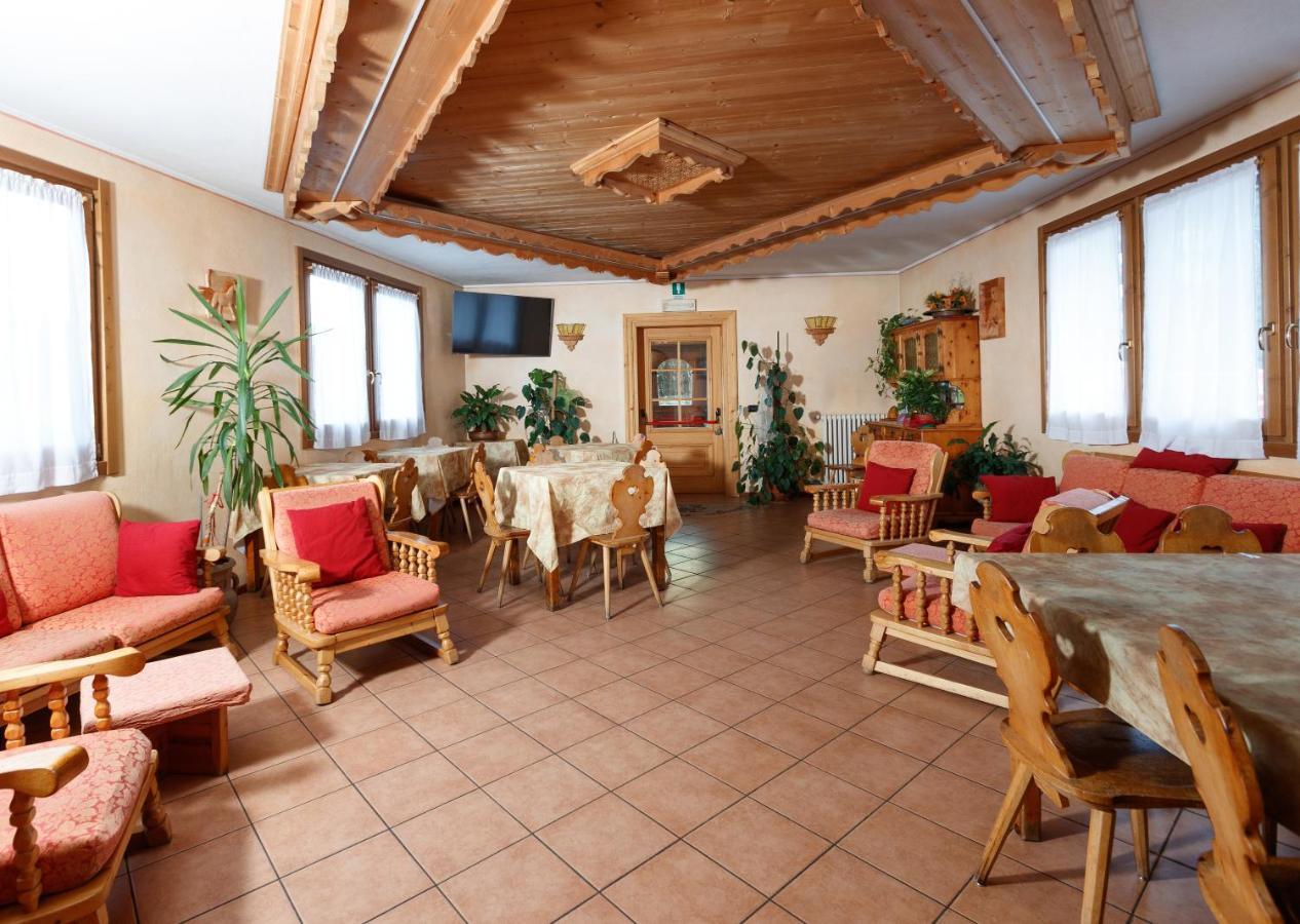 Hotel Villa Rina Bormio Exteriör bild