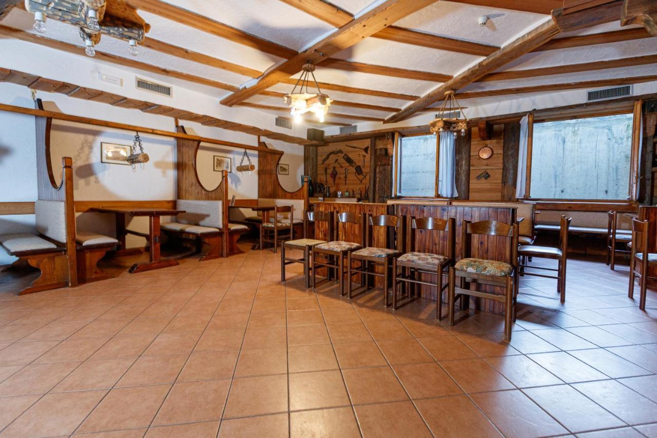 Hotel Villa Rina Bormio Exteriör bild