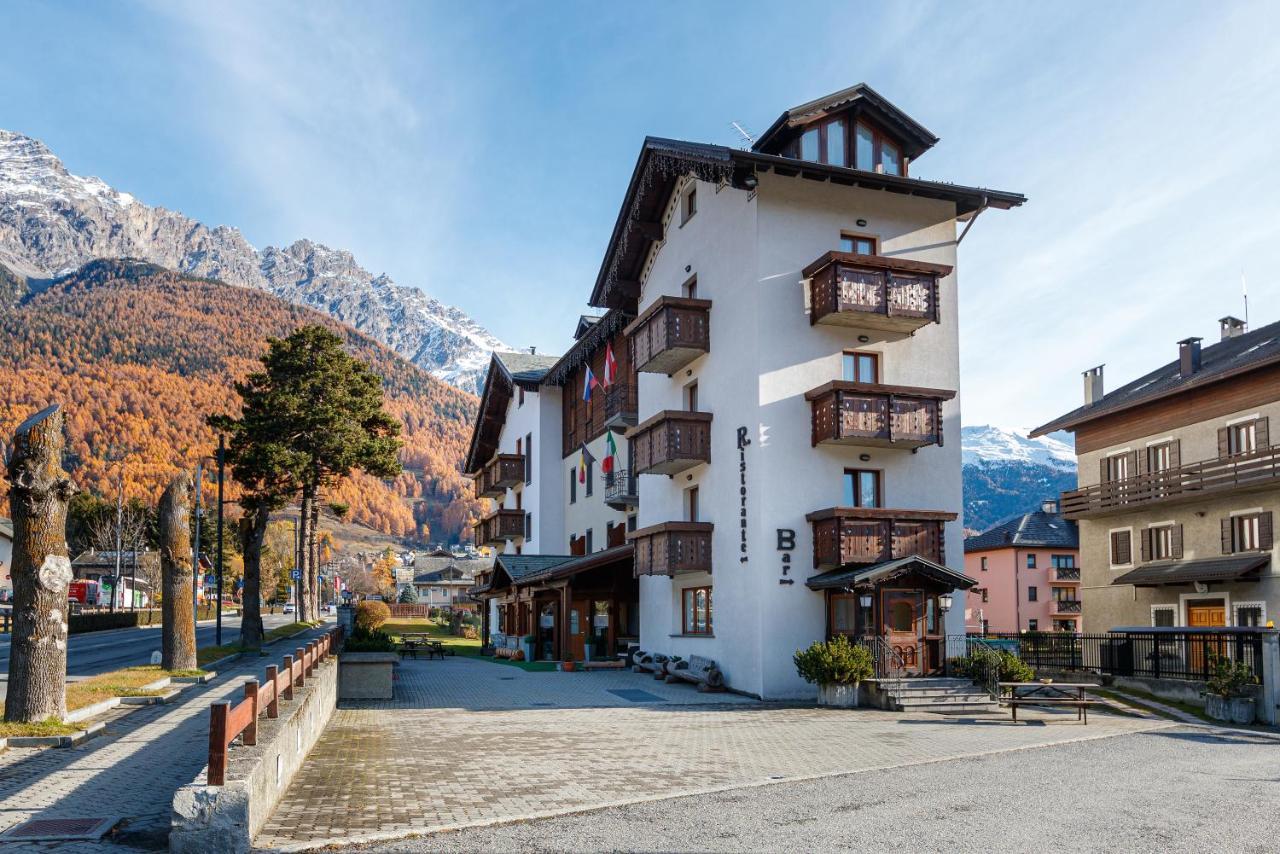 Hotel Villa Rina Bormio Exteriör bild