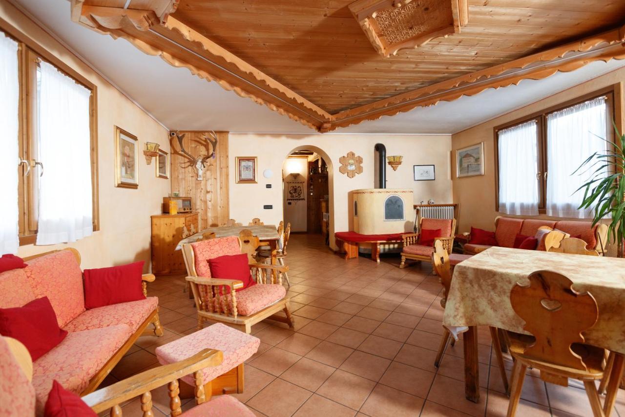 Hotel Villa Rina Bormio Exteriör bild